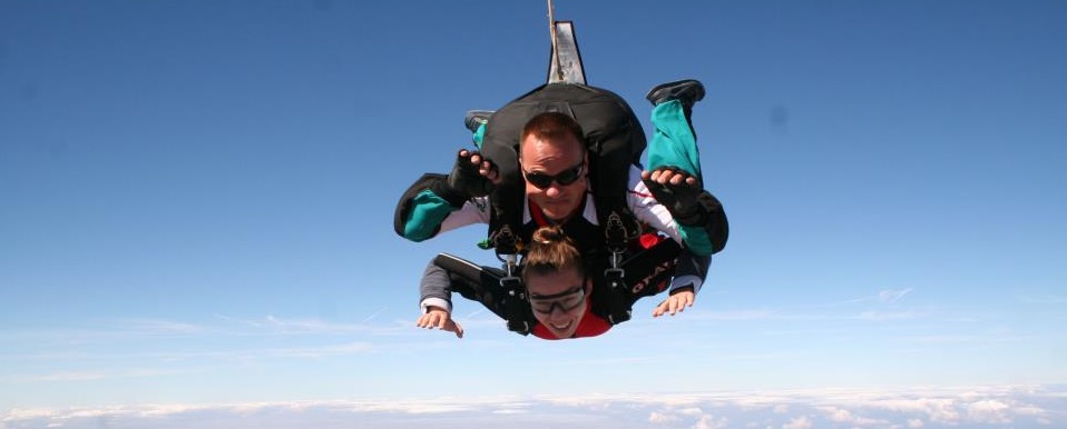 parasutism, mures, adrenalina, Targu-Mures, aerodrom